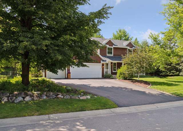 Property at 7460 Windmill Dr, Chanhassen, MN 55317, 4 beds, 4 baths