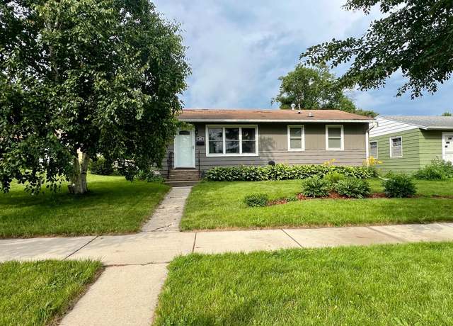 Property at 117 S Oregon Ave, Morris, MN 56267, 3 beds, 1 bath
