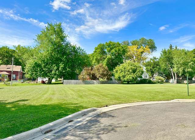 Property at 613 & 615 Giles Pl, Albert Lea, MN 56007