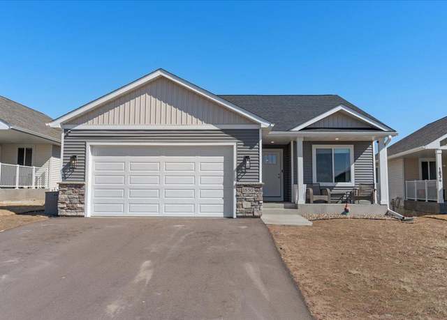 Property at 1830 Cypress Trl, New Richmond, WI 54017, 5 beds, 3 baths