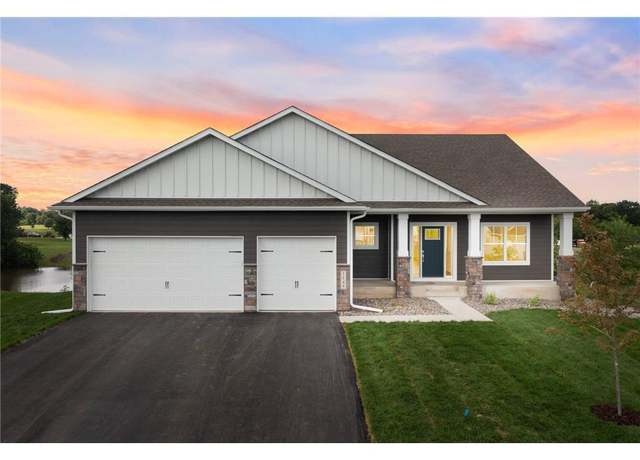 Property at 2870 Victoria St N, Roseville, MN 55113, 4 beds, 3 baths