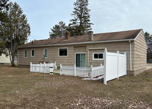 Property at 31273 Filmore St, Greenway Twp, MN 55775, 2 beds, 1 bath