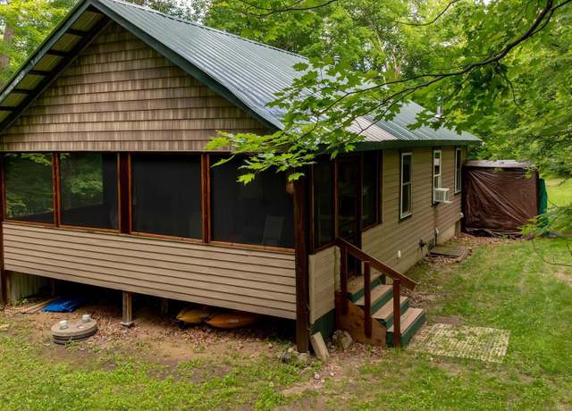 Property at 40134 E Emily Dr, Emily, MN 56447, 2 beds, 2 baths
