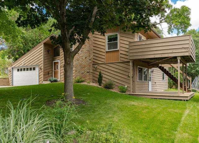 Property at 2005 Hill Pl SW, Rochester, MN 55902, 4 beds, 3 baths