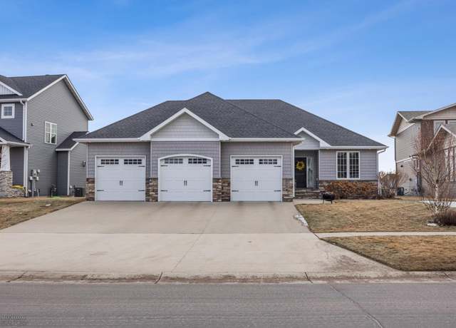 Property at 3654 54th St S, Fargo, ND 58104, 4 beds, 3 baths