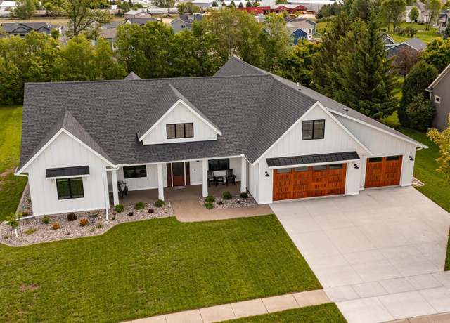 Property at 918 Hidden Meadow Ln, Lake City, MN 55041, 4 beds, 4 baths