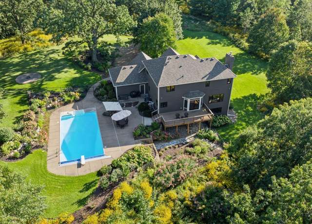 Property at 7420 Military Rd, Woodbury, MN 55129, 4 beds, 5 baths