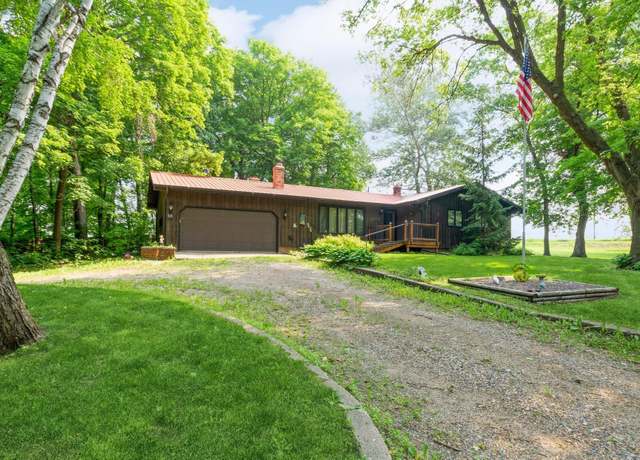 Property at 2584 County Road 33 SE, Buffalo, MN 55313, 3 beds, 2 baths