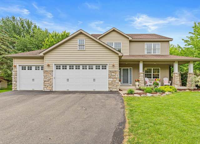 Property at 441 Lyman Blvd, Chanhassen, MN 55317, 5 beds, 4 baths