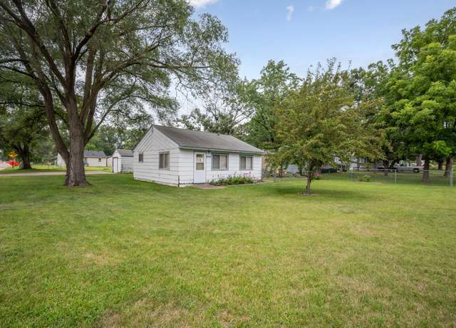 Property at 10902 7th St NE, Blaine, MN 55434, 2 beds, 1 bath