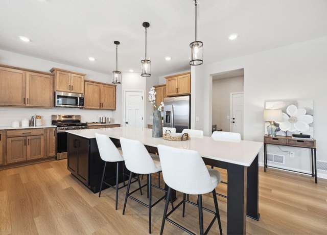 Property at 10700 Harbor Ln N, Maple Grove, MN 55369, 4 beds, 3 baths