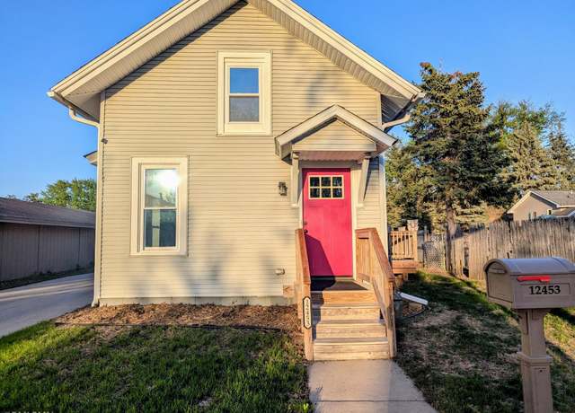 Property at 12453 Ottawa Ave, Savage, MN 55378, 3 beds, 2 baths