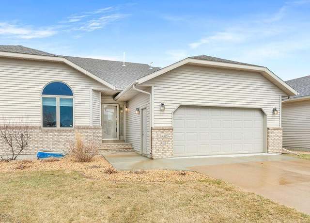 Property at 3449 S 26th Ave S, Fargo, ND 58103, 4 beds, 3 baths