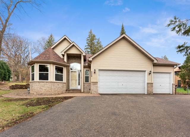 Property at 2228 Marie Ave, South Saint Paul, MN 55075, 5 beds, 3 baths