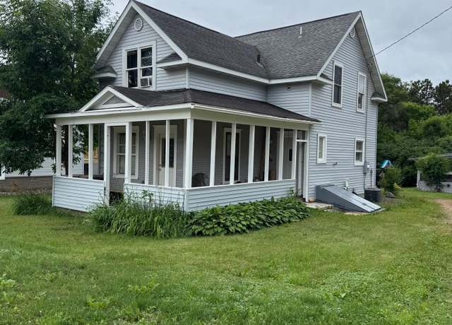 Property at 213 Church Hill Rd, Somerset, WI 54025, 4 beds, 2 baths