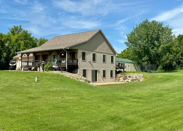Property at 2161 170th St, New Richmond, WI 54017, 3 beds, 2 baths