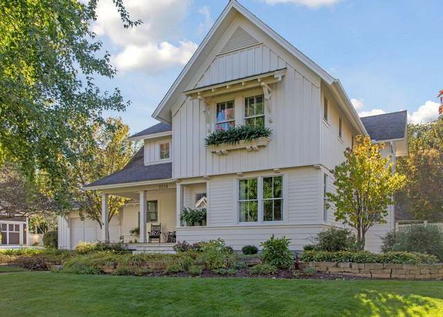Property at 3354 Pioneer Pl, Stillwater, MN 55082, 4 beds, 4 baths