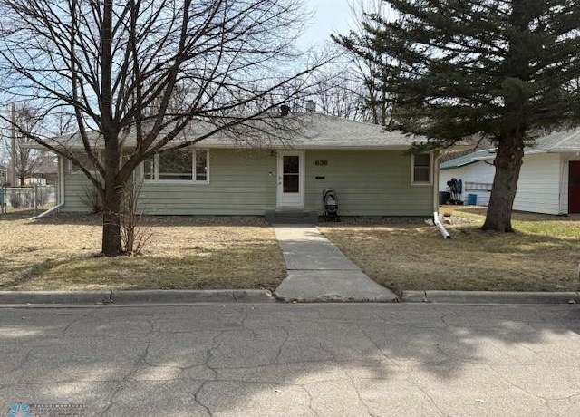 Property at 636 Vine St, Breckenridge, MN 56520, 3 beds, 1 bath