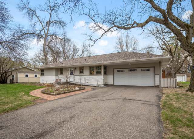 Property at 16217 Woodland Ln, Minnetonka, MN 55345, 4 beds, 2 baths