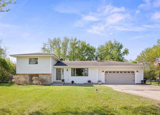 Property at 739 120th St NE, Monticello, MN 55362, 4 beds, 3 baths