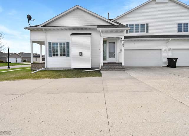 Property at 6203 16th St S, Fargo, ND 58104, 4 beds, 4 baths