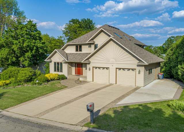 Property at 1525 22nd Ave NW, Faribault, MN 55021, 4 beds, 4 baths