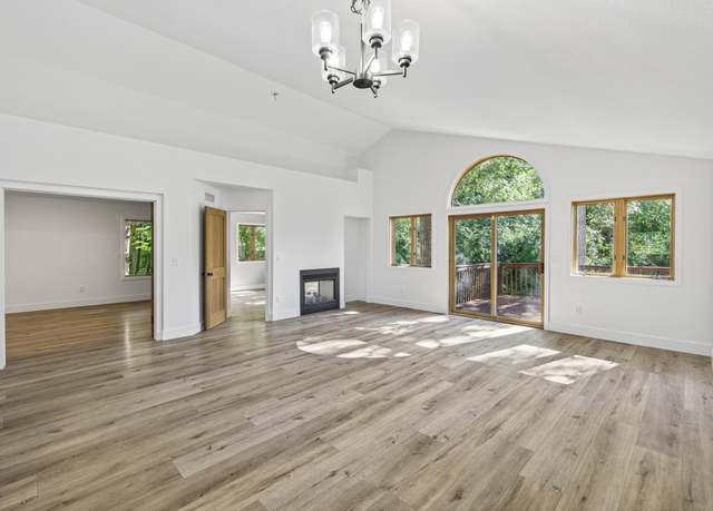 Property at 15153 Cates Lake Dr, Prior Lake, MN 55372, 3 beds, 3 baths