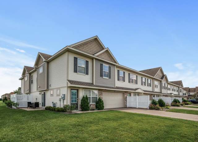 Property at 4783 Martingale Dr, Woodbury, MN 55129, 3 beds, 3 baths