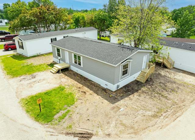 Property at 215 N Mckay Ave #42, Alexandria, MN 56308, 3 beds, 2 baths