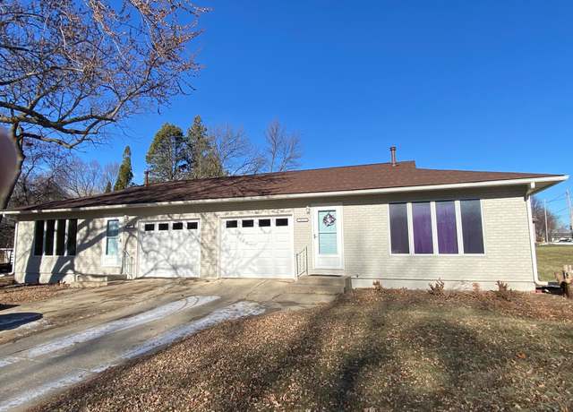 Property at 507 Hills Ln, Albert Lea, MN 56007, 4 beds, 2 baths