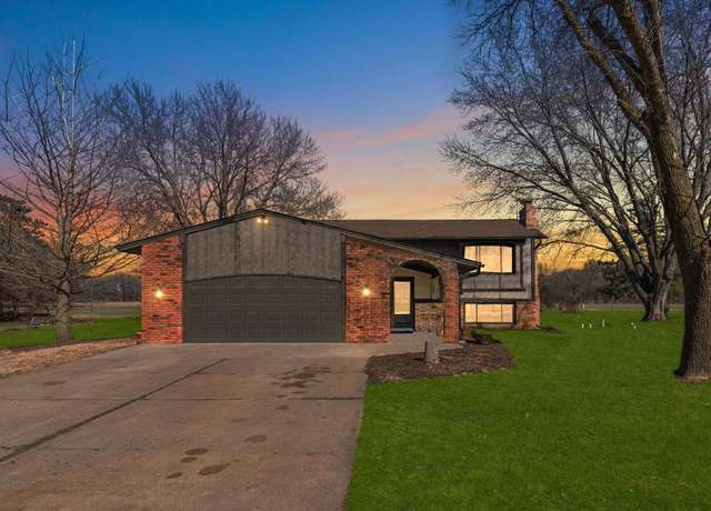 Property at 16609 Yakima St NW, Andover, MN 55304, 4 beds, 2 baths