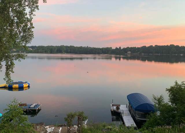 Property at 5438 Fairlawn Shores Trl SE, Prior Lake, MN 55372, 4 beds, 3 baths