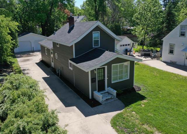 Property at 711 3rd St SE, Willmar, MN 56201, 2 beds, 2 baths