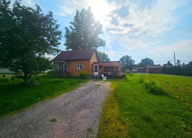 Property at 1627 Ohio Ave, Superior, WI 54880, 2 beds, 2 baths