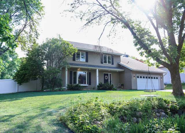 Property at 9461 Wentlock Rd, Woodbury, MN 55125, 5 beds, 4 baths