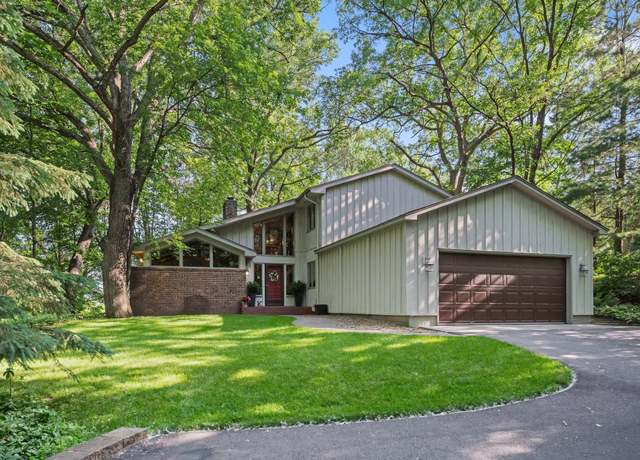 Property at 9383 71st St N, Grant, MN 55082, 4 beds, 3 baths