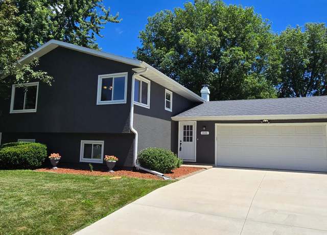 Property at 1515 3rd Ave NE, Owatonna, MN 55060, 4 beds, 2 baths