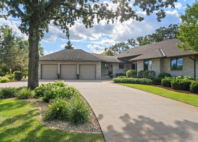 Property at 16200 Makah St NW, Andover, MN 55304, 4 beds, 4 baths