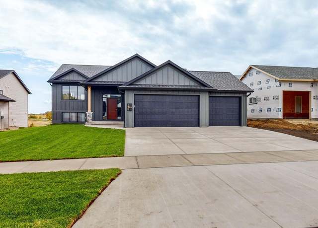 Property at 1845 Brandt Dr NE, Byron, MN 55920, 5 beds, 3 baths