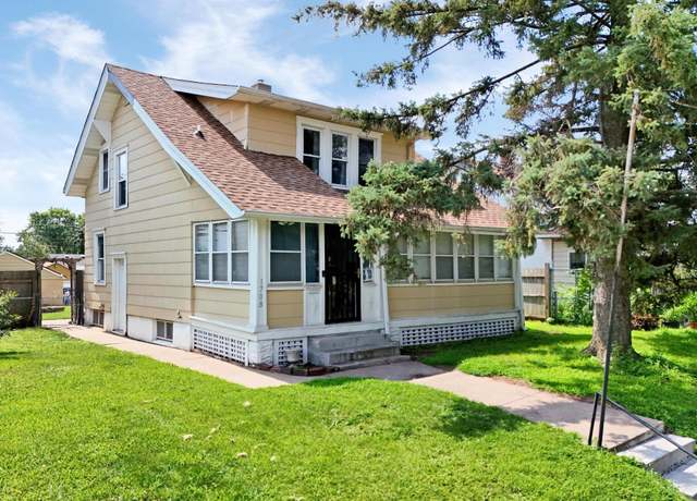 Property at 1708 Minnehaha Ave E, Saint Paul, MN 55106, 3 beds, 2 baths