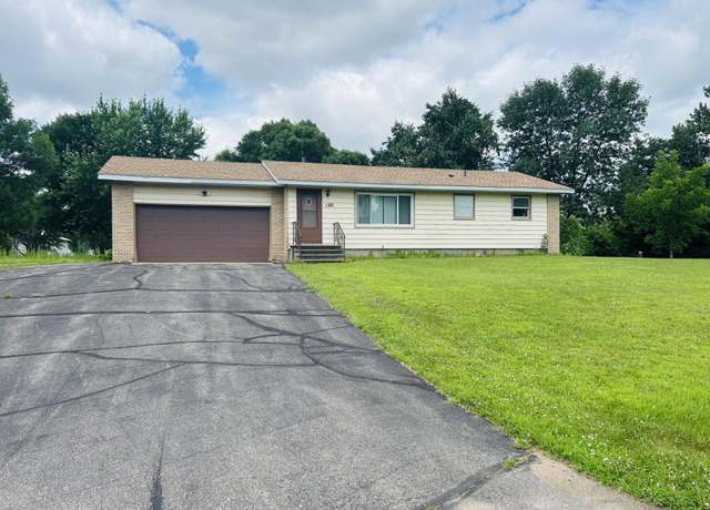 Property at 1165 Flamewood Dr NE, Sauk Rapids, MN 56379, 3 beds, 1 bath
