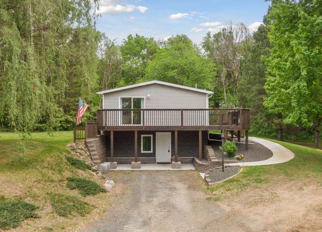 Property at 1524 Mulberry St, Taylors Falls, MN 55084, 4 beds, 2 baths