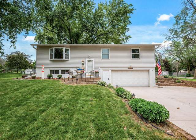 Property at 14496 55th St N, Oak Park Heights, MN 55082, 3 beds, 2 baths