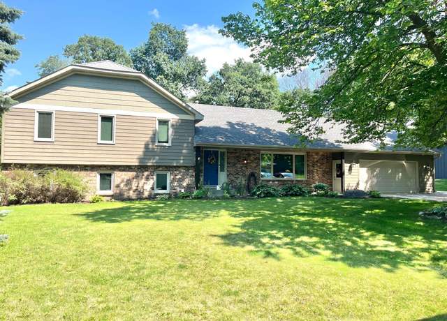 Property at 2680 Holly Ln N, Plymouth, MN 55447, 4 beds, 3 baths