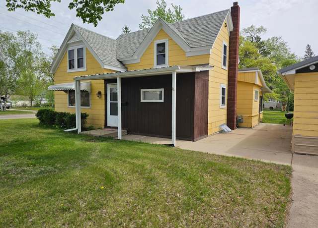 Property at 212 Huntsinger Ave, Park Rapids, MN 56470, 3 beds, 2 baths