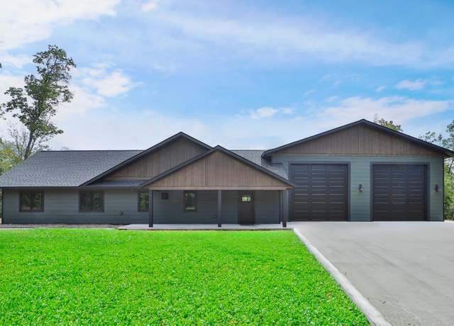 Property at 7577 Red Oak Rd, Pequot Lakes, MN 56472, 4 beds, 2 baths