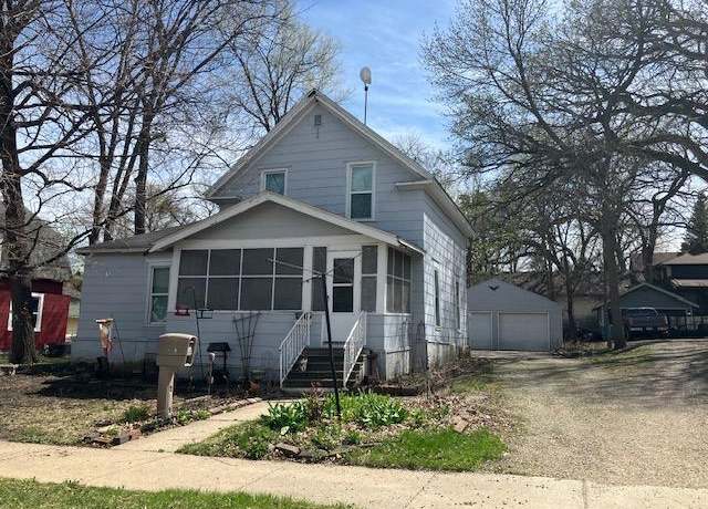 Property at 120 4th Ave NE, Waseca, MN 56093, 4 beds, 1 bath