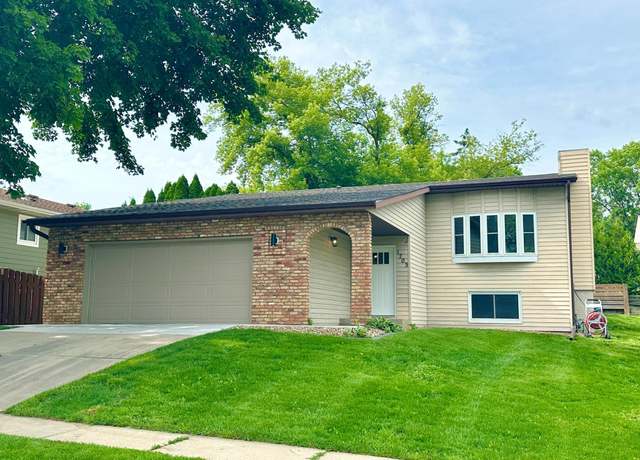 Property at 1703 19th St NE, Rochester, MN 55906, 4 beds, 3 baths