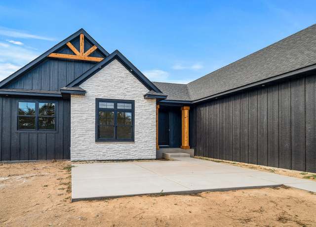 Property at 4606 165th Ln NW, Andover, MN 55304, 3 beds, 2 baths