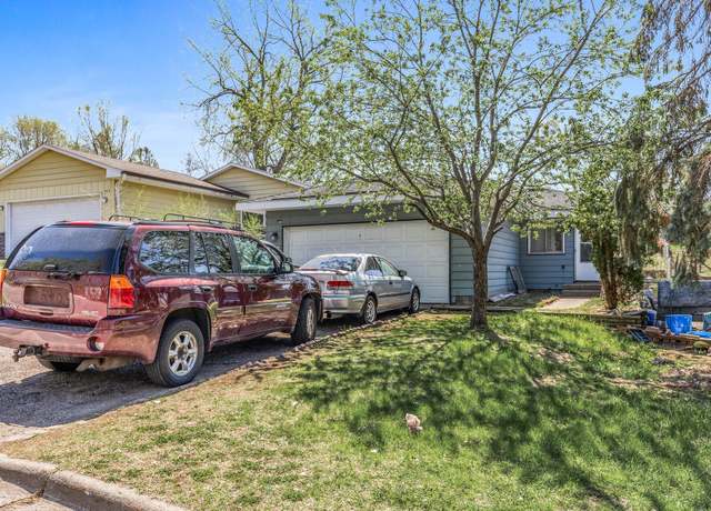 Property at 360 Hawthorne Ave E, Saint Paul, MN 55130, 3 beds, 2 baths